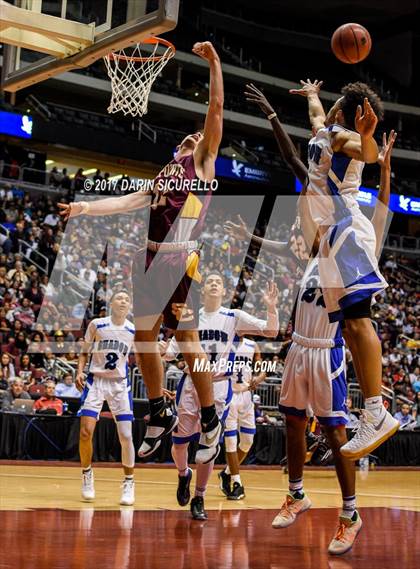 Thumbnail 3 in Salpointe Catholic vs. Shadow Mountain (AIA Dvision 4A Final) photogallery.