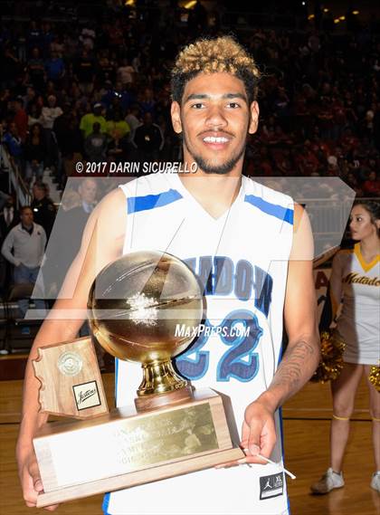Thumbnail 1 in Salpointe Catholic vs. Shadow Mountain (AIA Dvision 4A Final) photogallery.