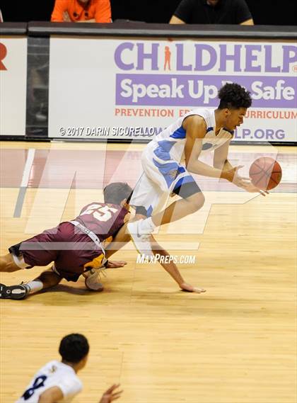 Thumbnail 1 in Salpointe Catholic vs. Shadow Mountain (AIA Dvision 4A Final) photogallery.