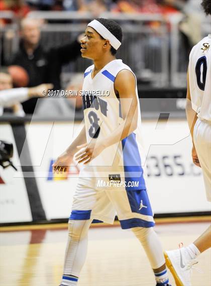 Thumbnail 1 in Salpointe Catholic vs. Shadow Mountain (AIA Dvision 4A Final) photogallery.