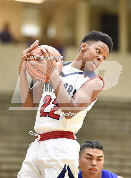 Thumbnail 1 in South San Antonio vs Cornerstone Christian (SAISD Invitational) photogallery.