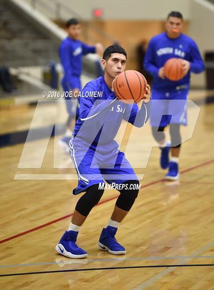 Thumbnail 2 in South San Antonio vs Cornerstone Christian (SAISD Invitational) photogallery.