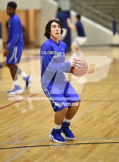 Thumbnail 3 in South San Antonio vs Cornerstone Christian (SAISD Invitational) photogallery.