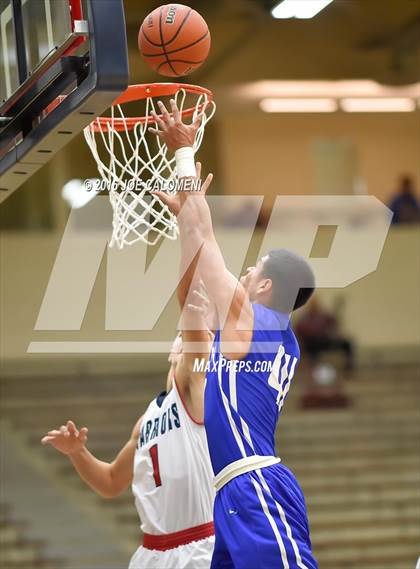 Thumbnail 3 in South San Antonio vs Cornerstone Christian (SAISD Invitational) photogallery.