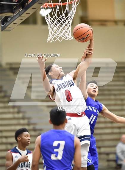 Thumbnail 3 in South San Antonio vs Cornerstone Christian (SAISD Invitational) photogallery.