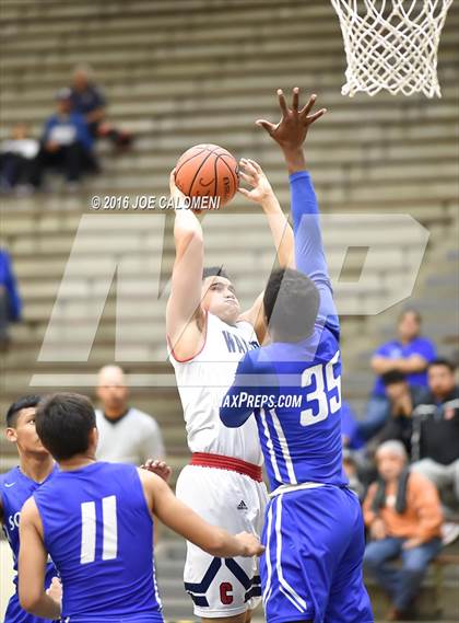 Thumbnail 1 in South San Antonio vs Cornerstone Christian (SAISD Invitational) photogallery.