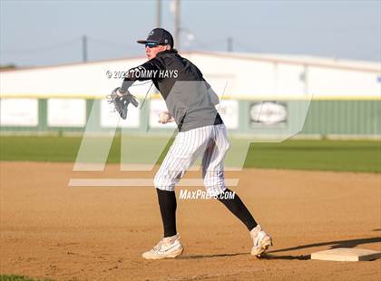 Thumbnail 2 in Early @ Peaster photogallery.