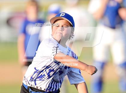 Thumbnail 3 in Early @ Peaster photogallery.