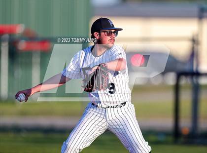 Thumbnail 1 in Early @ Peaster photogallery.