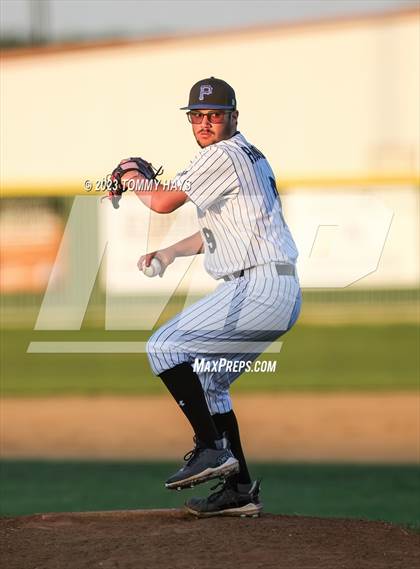 Thumbnail 2 in Early @ Peaster photogallery.