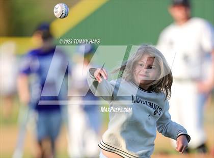 Thumbnail 1 in Early @ Peaster photogallery.