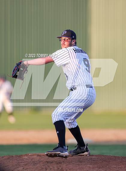 Thumbnail 2 in Early @ Peaster photogallery.