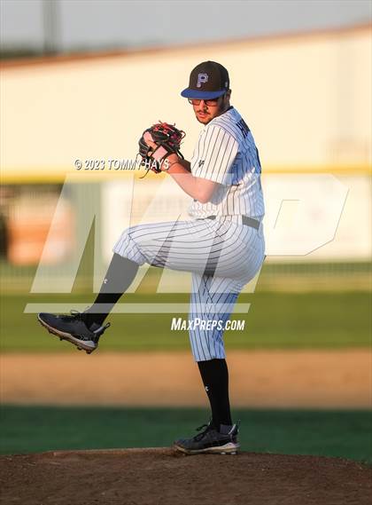 Thumbnail 1 in Early @ Peaster photogallery.