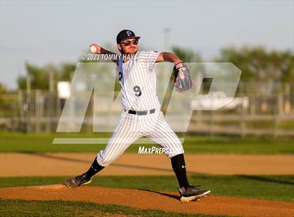 Thumbnail 2 in Early @ Peaster photogallery.