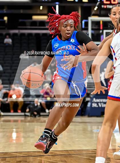 Thumbnail 1 in Indiana vs Kentucky All-Stars photogallery.