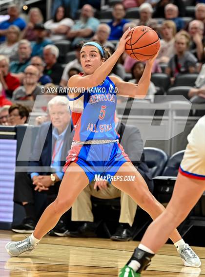 Thumbnail 3 in Indiana vs Kentucky All-Stars photogallery.