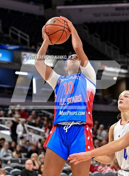 Thumbnail 3 in Indiana vs Kentucky All-Stars photogallery.