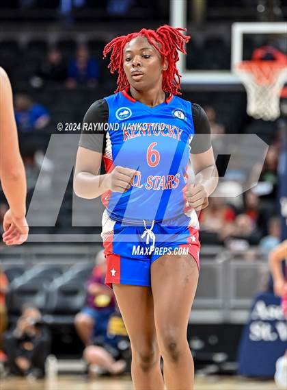 Thumbnail 1 in Indiana vs Kentucky All-Stars photogallery.