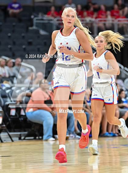 Thumbnail 3 in Indiana vs Kentucky All-Stars photogallery.