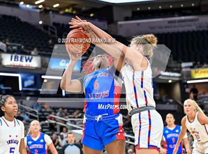 Thumbnail 1 in Indiana vs Kentucky All-Stars photogallery.