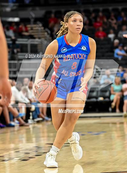 Thumbnail 2 in Indiana vs Kentucky All-Stars photogallery.