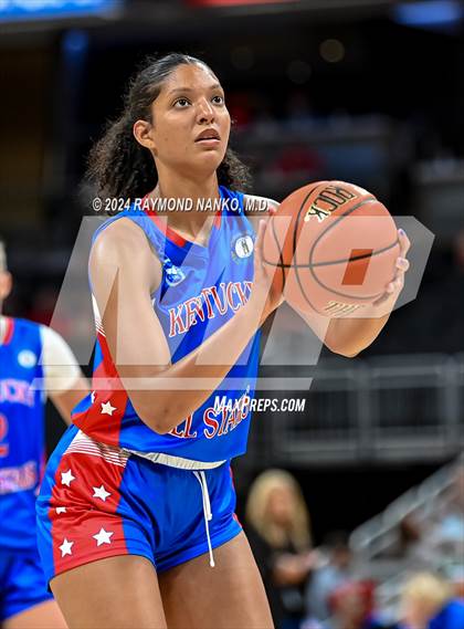 Thumbnail 1 in Indiana vs Kentucky All-Stars photogallery.