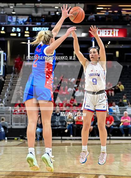 Thumbnail 1 in Indiana vs Kentucky All-Stars photogallery.