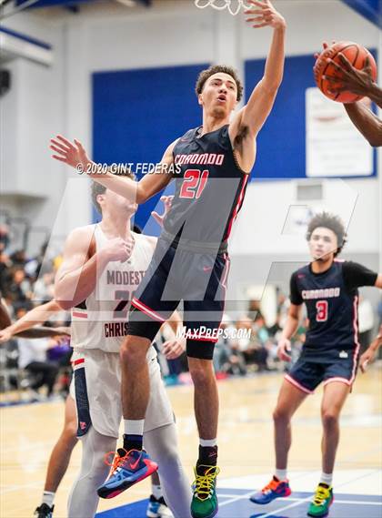 Thumbnail 1 in Coronado vs. Modesto Christian (Crush in the Valley) photogallery.