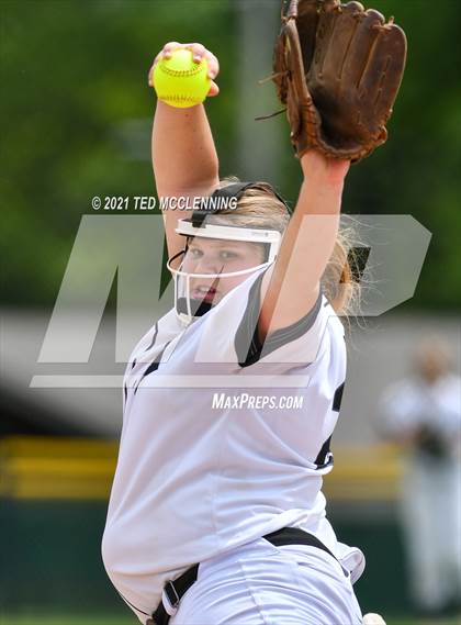 Thumbnail 1 in Baptist Prep vs Dover (AAA 3A Regional semi final) photogallery.