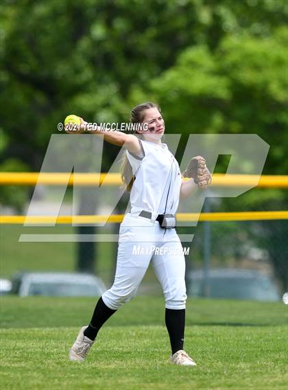 Thumbnail 2 in Baptist Prep vs Dover (AAA 3A Regional semi final) photogallery.