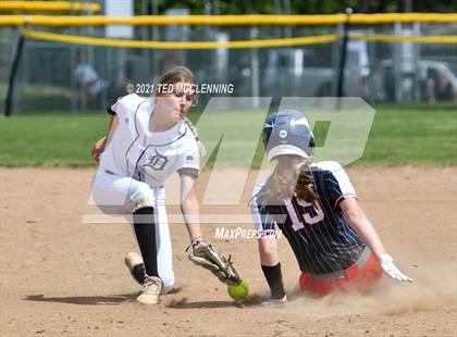 Thumbnail 1 in Baptist Prep vs Dover (AAA 3A Regional semi final) photogallery.