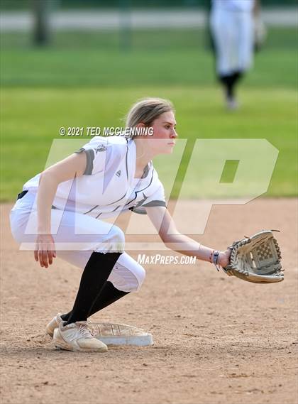 Thumbnail 2 in Baptist Prep vs Dover (AAA 3A Regional semi final) photogallery.