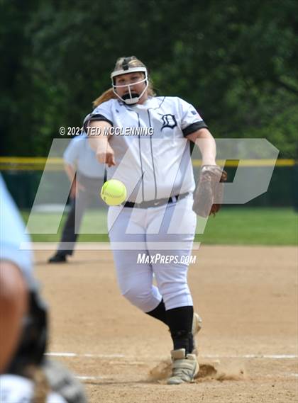 Thumbnail 3 in Baptist Prep vs Dover (AAA 3A Regional semi final) photogallery.