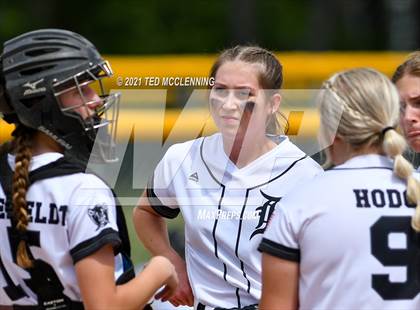 Thumbnail 2 in Baptist Prep vs Dover (AAA 3A Regional semi final) photogallery.