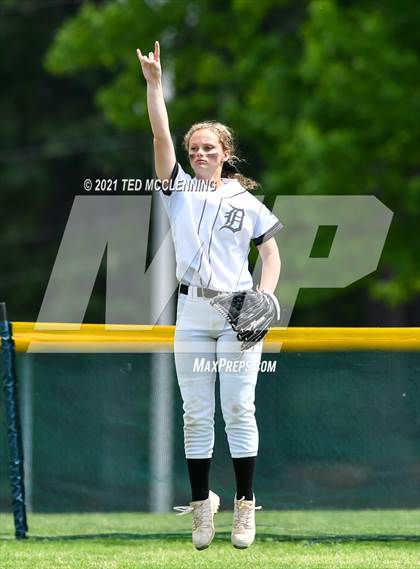 Thumbnail 2 in Baptist Prep vs Dover (AAA 3A Regional semi final) photogallery.