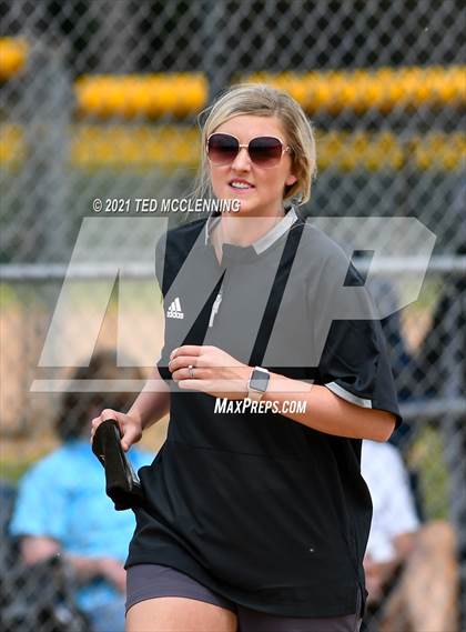 Thumbnail 2 in Baptist Prep vs Dover (AAA 3A Regional semi final) photogallery.