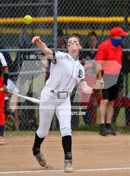 Thumbnail 3 in Baptist Prep vs Dover (AAA 3A Regional semi final) photogallery.