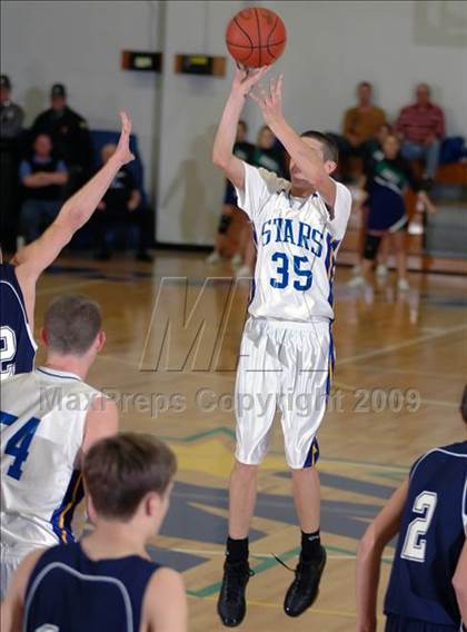 Thumbnail 2 in Muhlenberg North vs Ohio County (10th District Final) photogallery.
