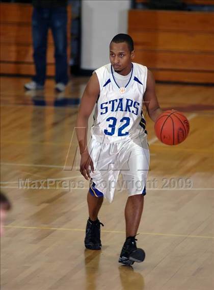 Thumbnail 1 in Muhlenberg North vs Ohio County (10th District Final) photogallery.