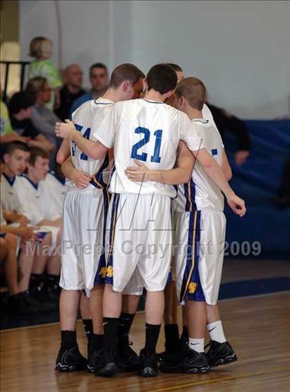 Thumbnail 1 in Muhlenberg North vs Ohio County (10th District Final) photogallery.