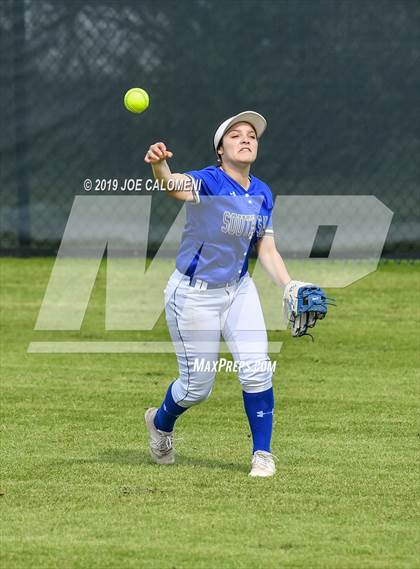 Thumbnail 3 in Taft vs  South San Antonio (NISD Softball Tournament) photogallery.