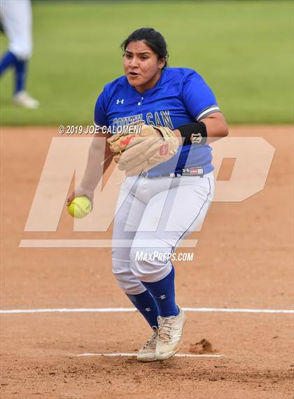 Thumbnail 3 in Taft vs  South San Antonio (NISD Softball Tournament) photogallery.