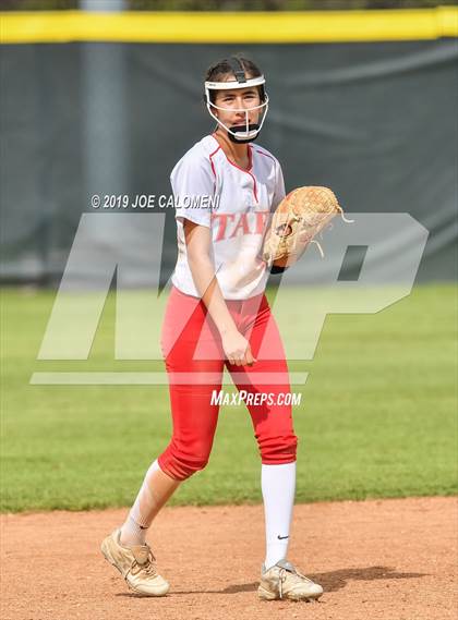 Thumbnail 2 in Taft vs  South San Antonio (NISD Softball Tournament) photogallery.