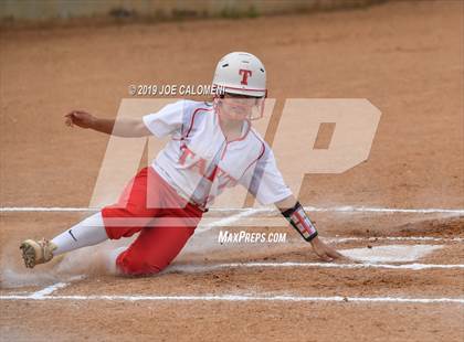 Thumbnail 3 in Taft vs  South San Antonio (NISD Softball Tournament) photogallery.