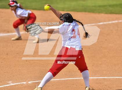 Thumbnail 2 in Taft vs  South San Antonio (NISD Softball Tournament) photogallery.