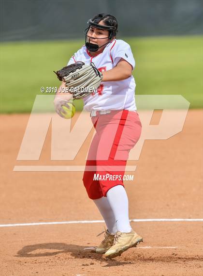 Thumbnail 1 in Taft vs  South San Antonio (NISD Softball Tournament) photogallery.