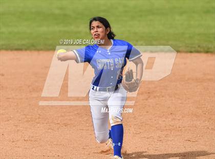 Thumbnail 1 in Taft vs  South San Antonio (NISD Softball Tournament) photogallery.