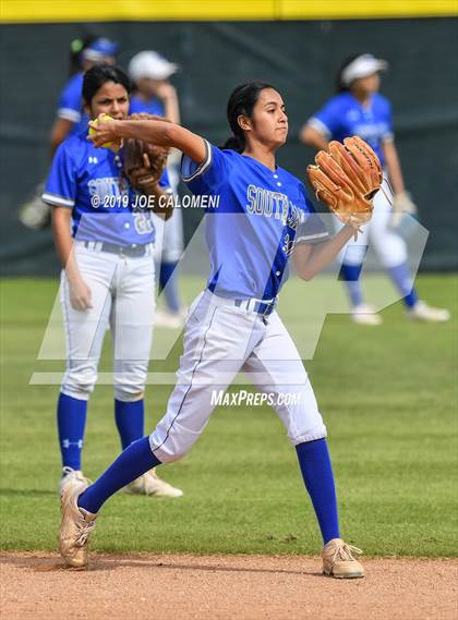 Thumbnail 2 in Taft vs  South San Antonio (NISD Softball Tournament) photogallery.