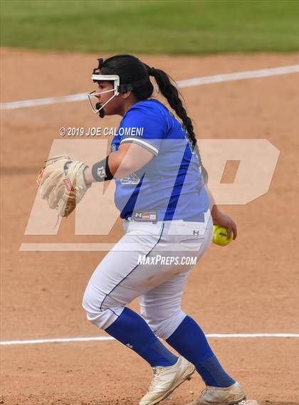 Thumbnail 1 in Taft vs  South San Antonio (NISD Softball Tournament) photogallery.