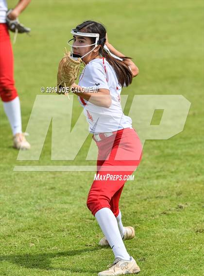 Thumbnail 1 in Taft vs  South San Antonio (NISD Softball Tournament) photogallery.
